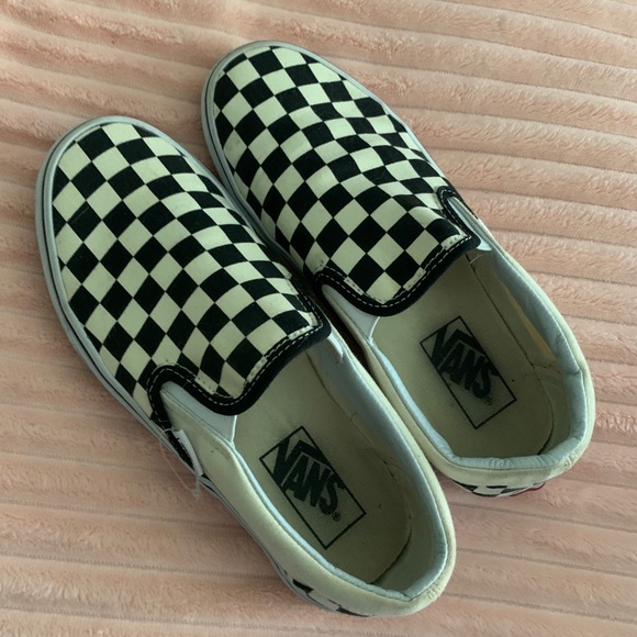 forest green checkered vans